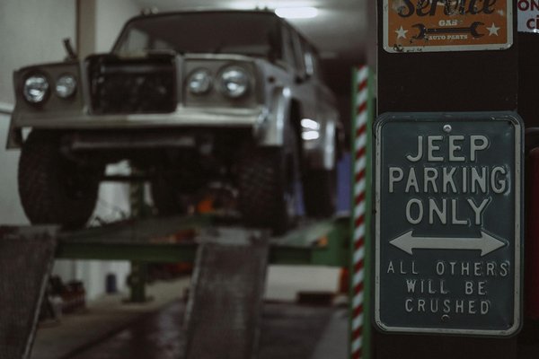 L'histoire des clignotants : de leur invention à leur utilisation moderne